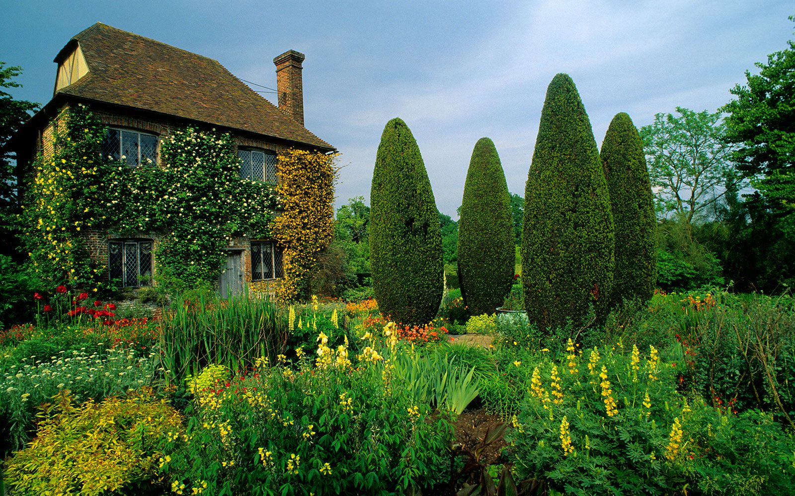 Sissinghurst castle garden, Kent