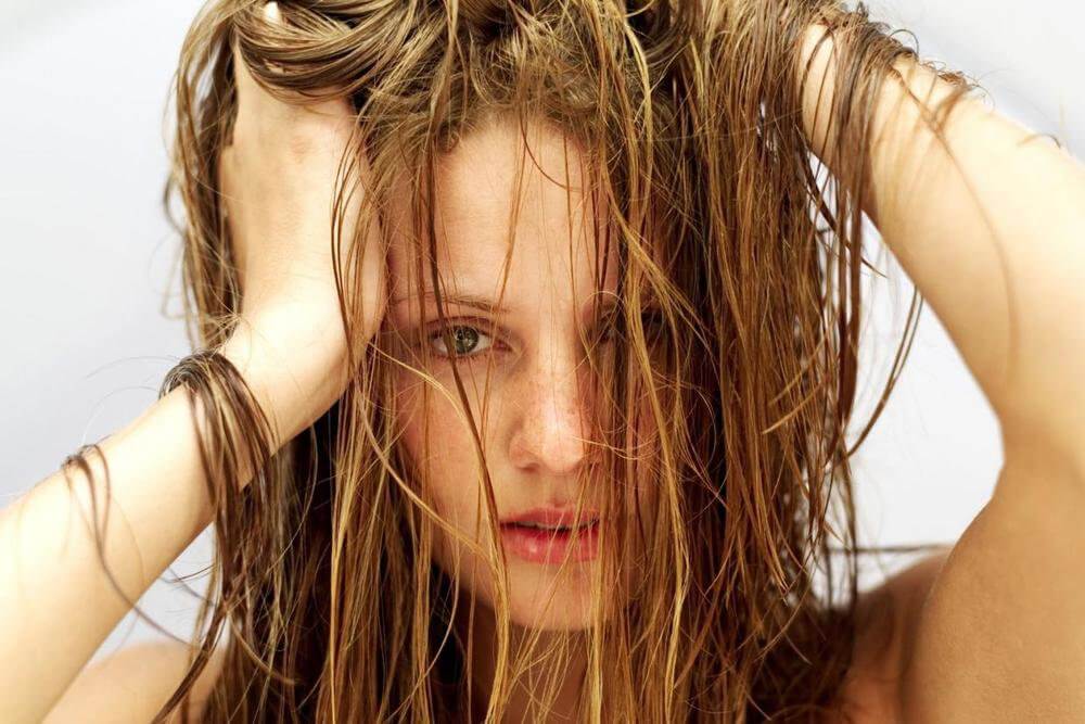These are the most effective greasy hair hacks to deal with oily scalps