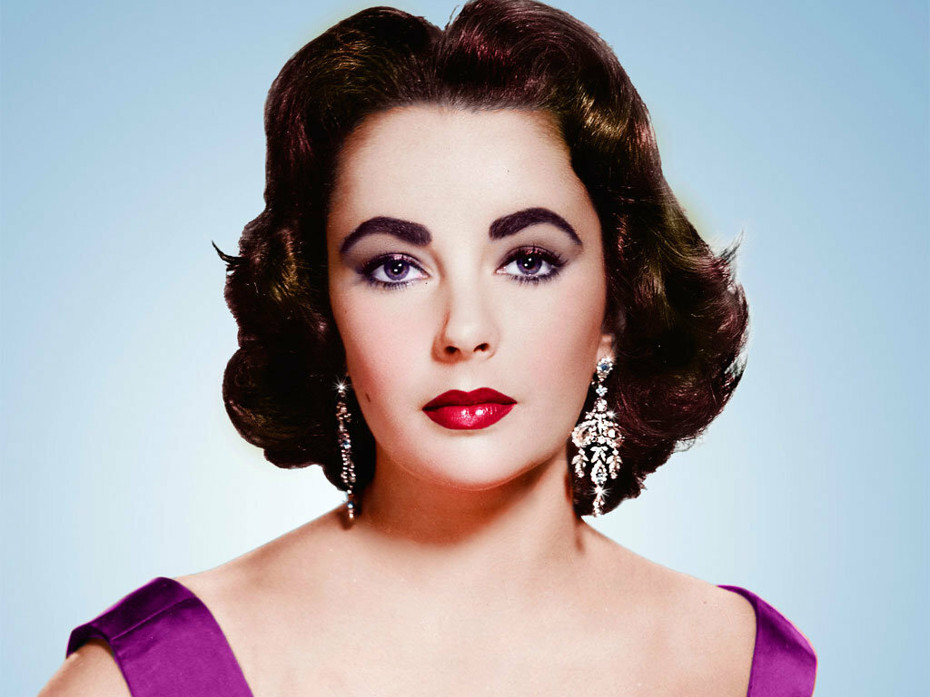  Elizabeth Taylor