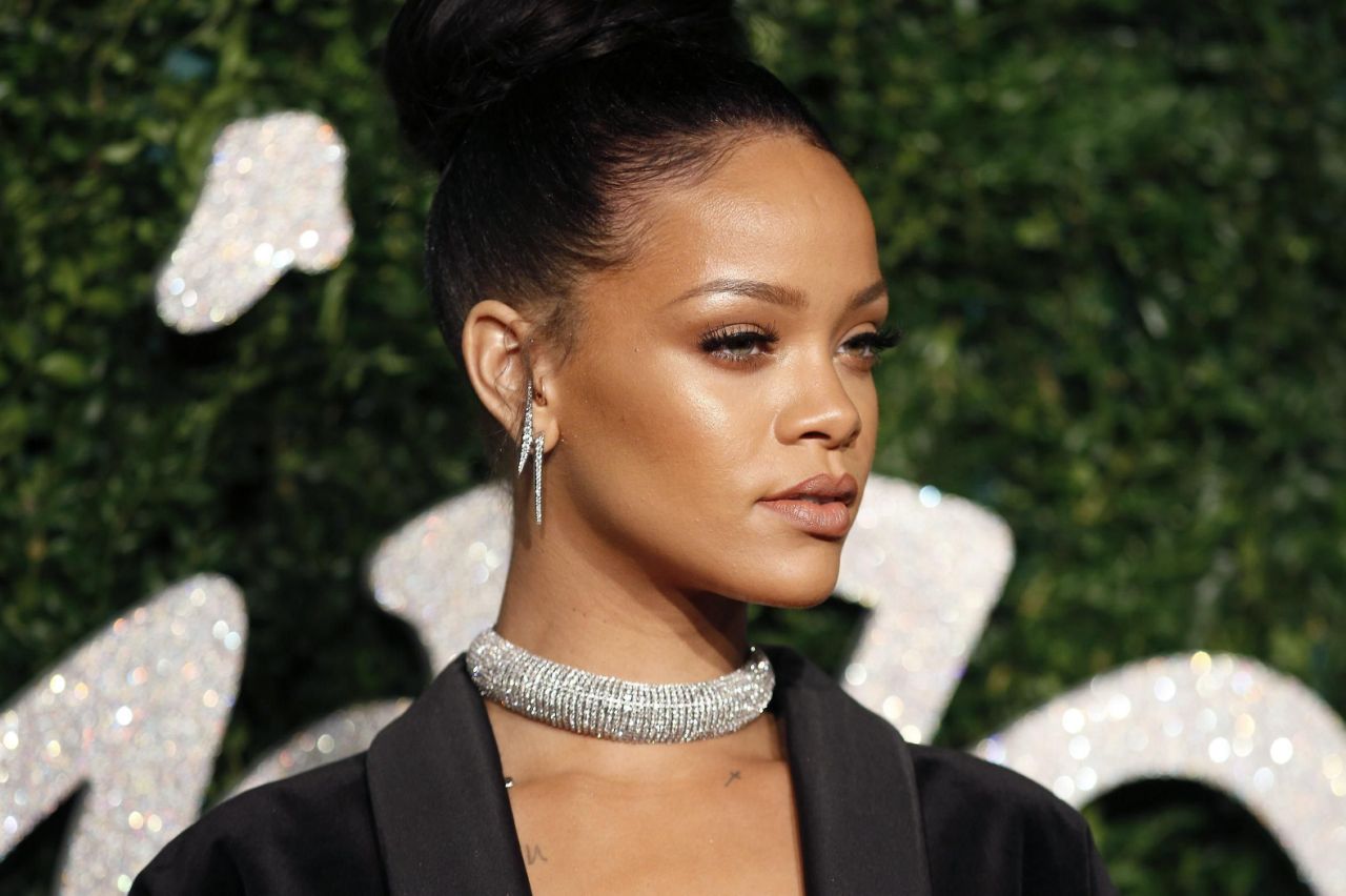 Rihanna Net Worth and Salary in 2022
