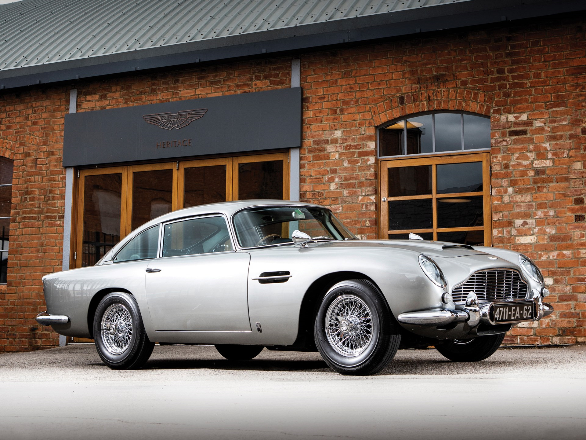 James Bond’s Aston Martin Db5