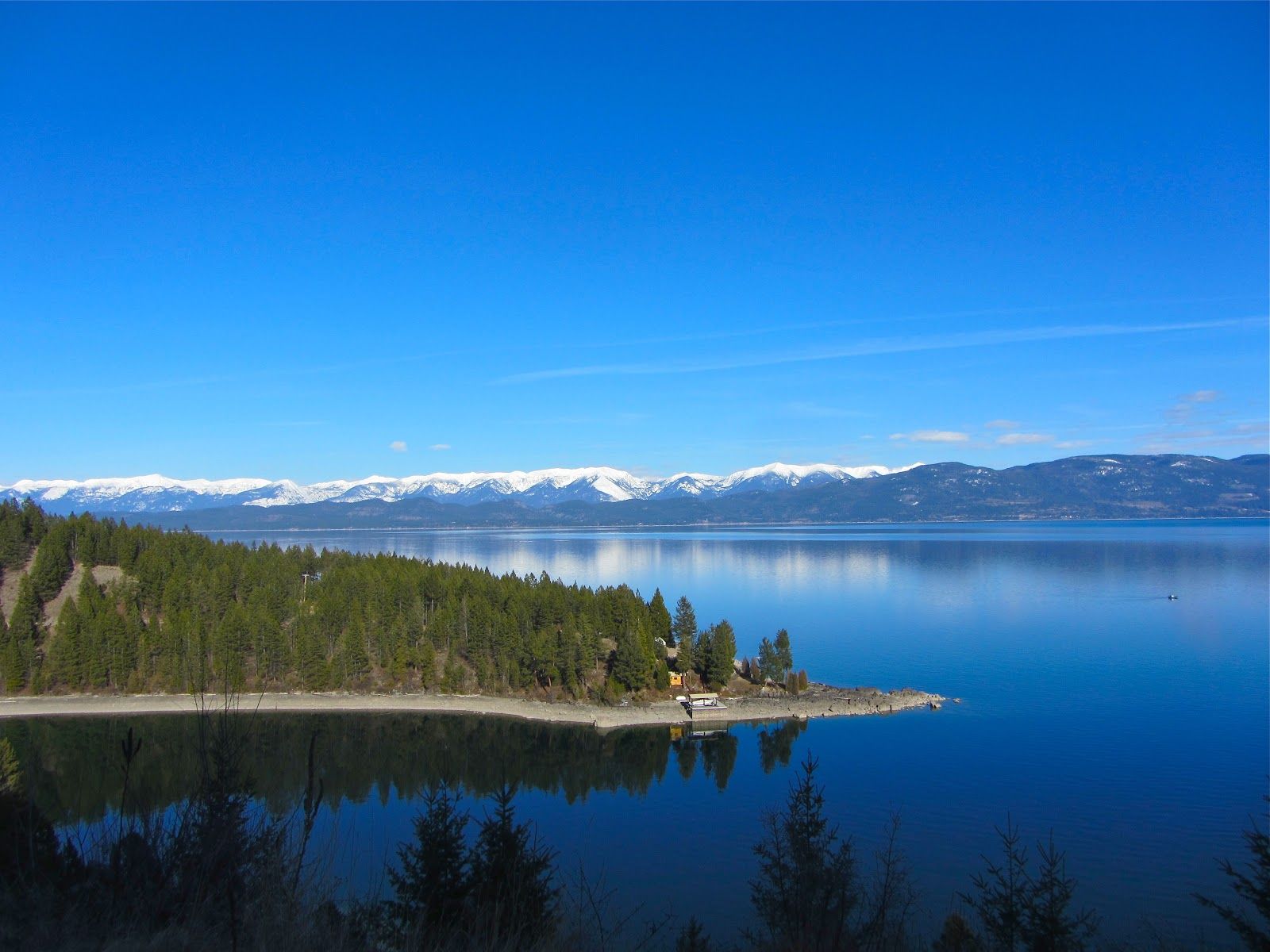 Lake McDonald in Flathead County, Montana, USA