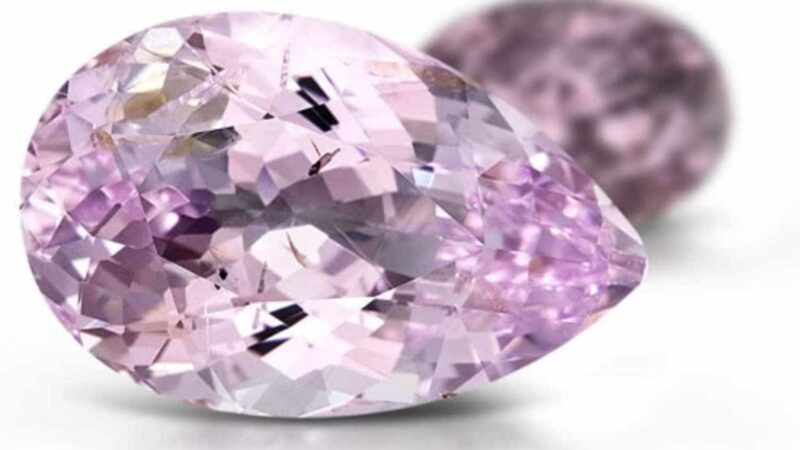 These are the Rarest and Most Beautiful Gems in the World