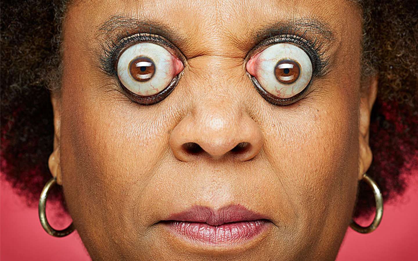 Kim Goodman can pop her eyeballs 12 mm from their sockets