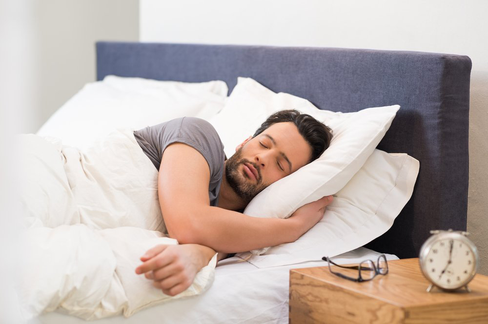 Sleeping in a cold room can help you slim down