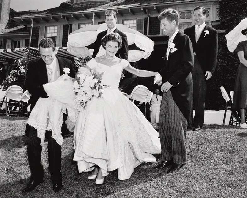 The ball gown wedding dress of Jacqueline Bouvier