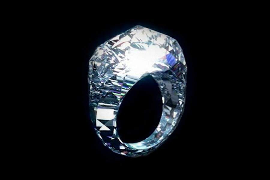 The World’s First Diamond Ring