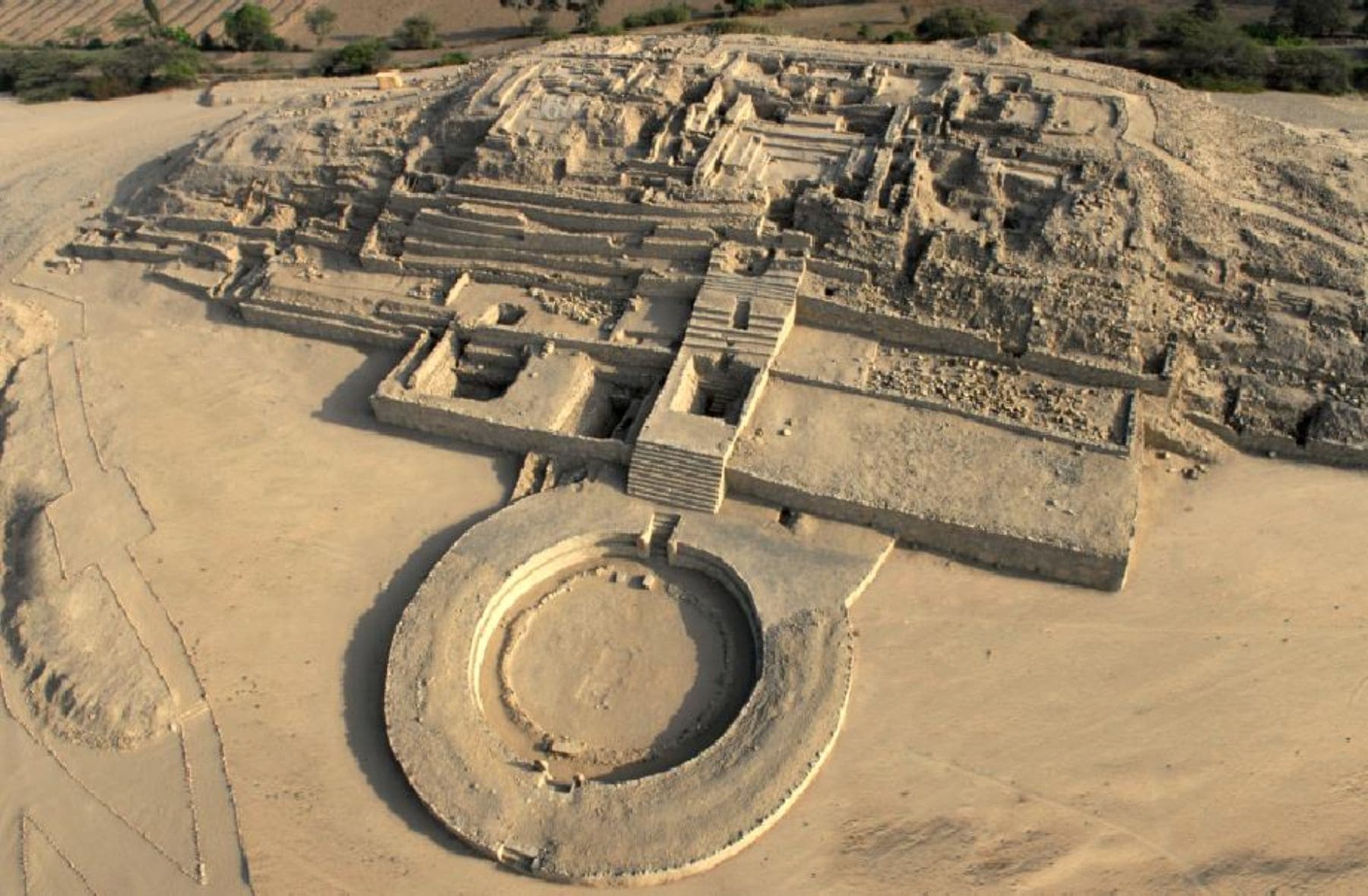 Sechin Bajo, Peru – around 3500 BC